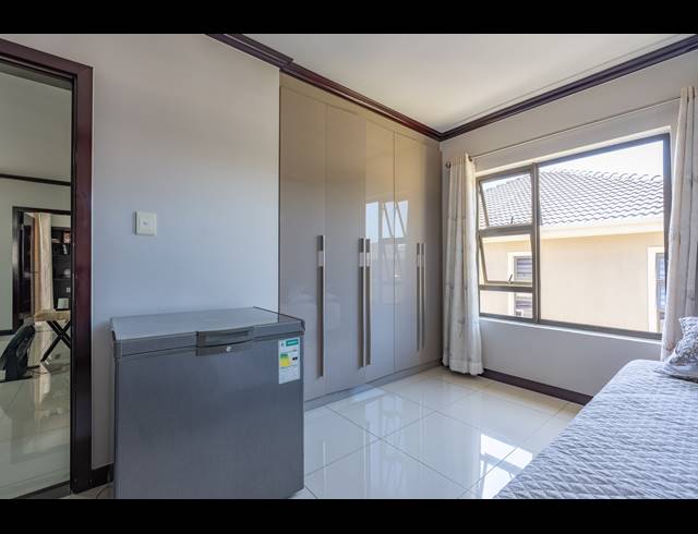 2 BEDROOM APARTMENT FOR SALE IN BROADACRES